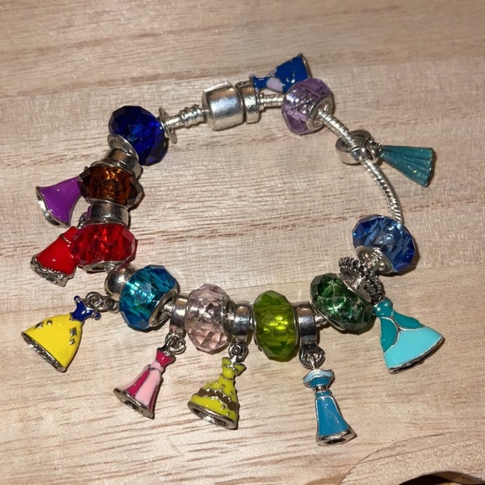 Disney Princess Charm bracelets - Picture 7 of 7